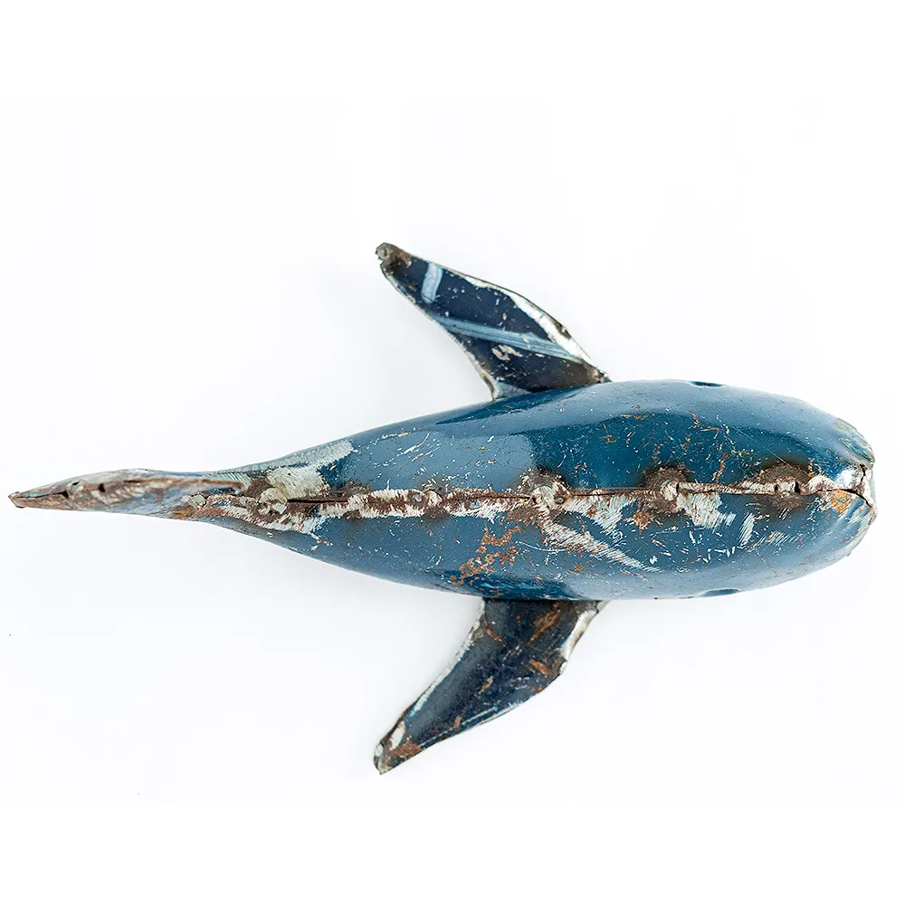 Baleine en métal recyclé taille S