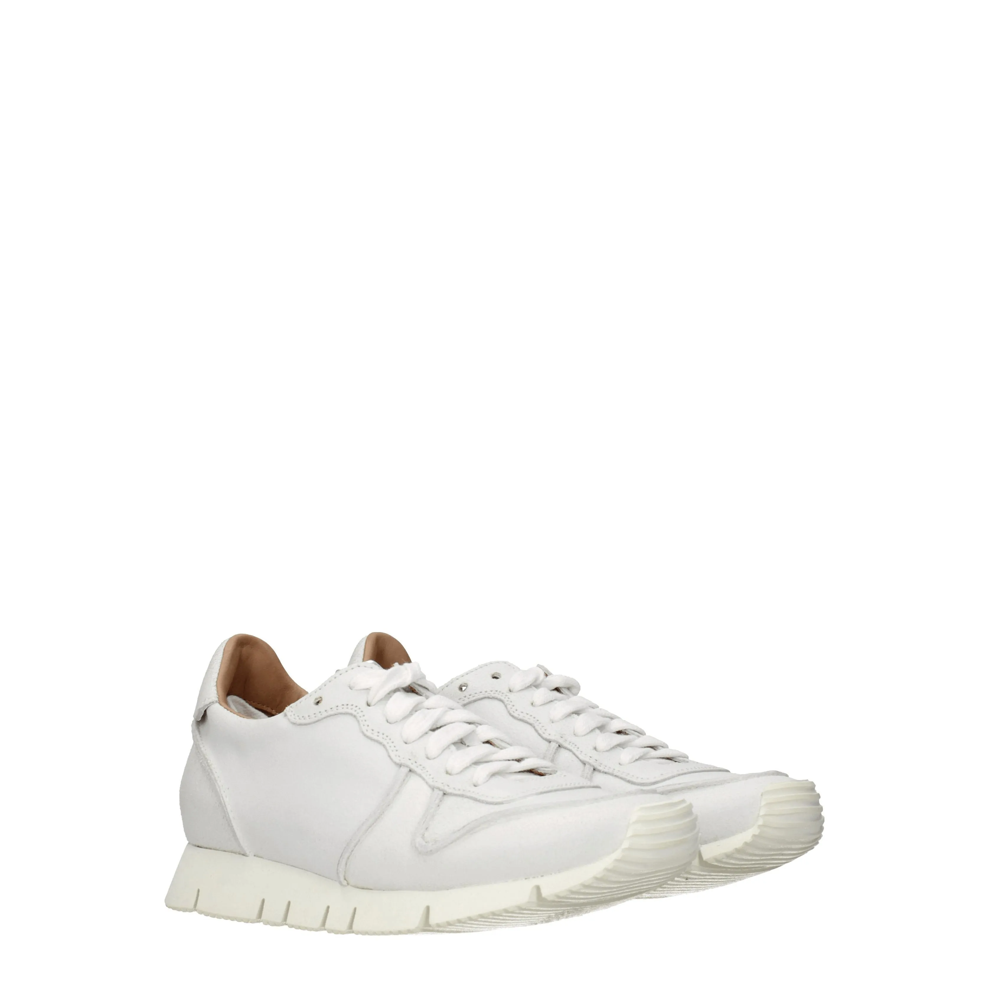 Baskets au beuro femmes en daim blanc / sale blanc