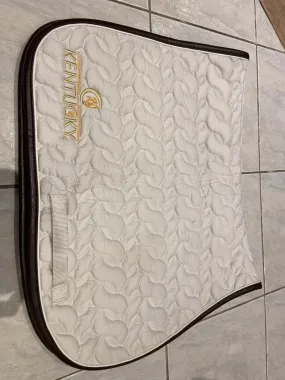 Tapis blanc kentucky